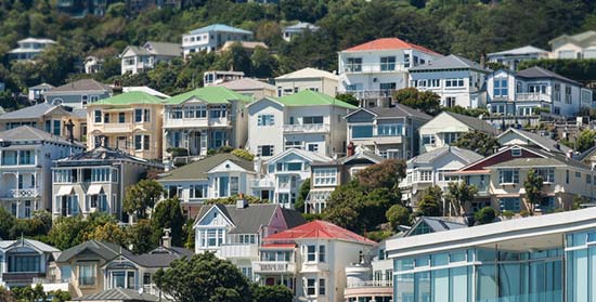 Banking tightening lending restrictions for overseas buyers